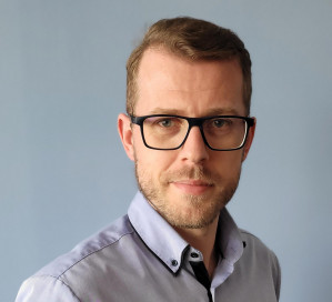 Zaměstnanec Mgr. Petr Suchomel, Ph.D.