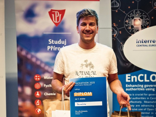 Vítězem hackathonu Olomouckého kraje je model předpovídající poškození silnic