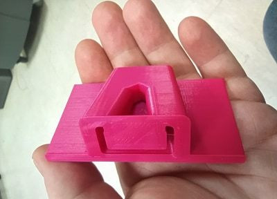 Centrum UPrint3D na VTP UP pomáhá švadlenkám